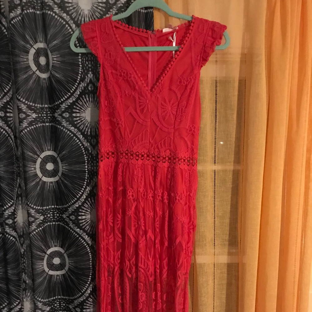 Lace maxi dress